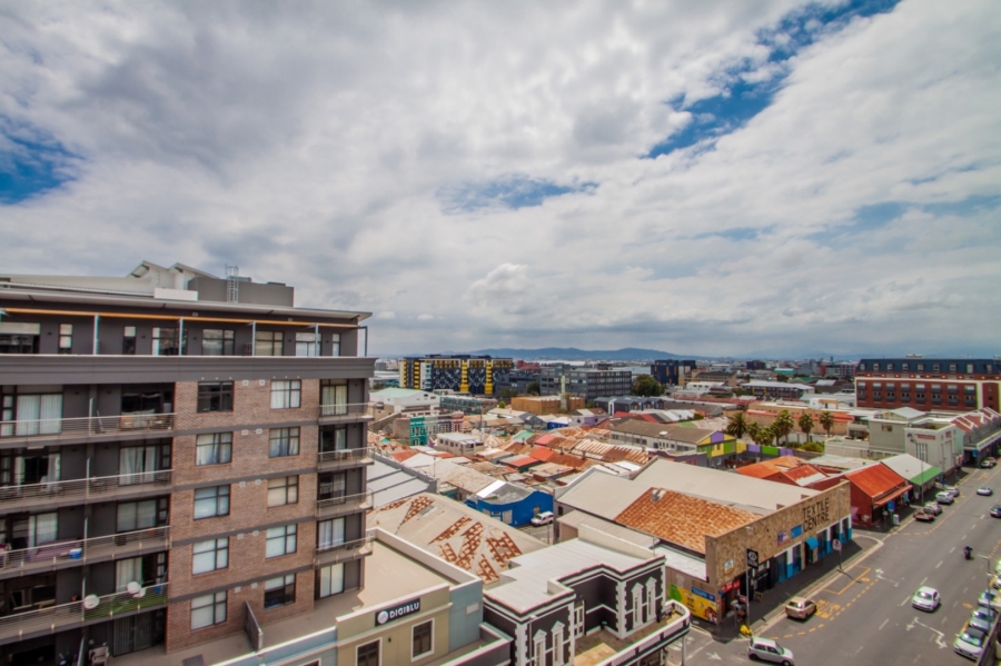 1 Bedroom Property for Sale in Woodstock Western Cape